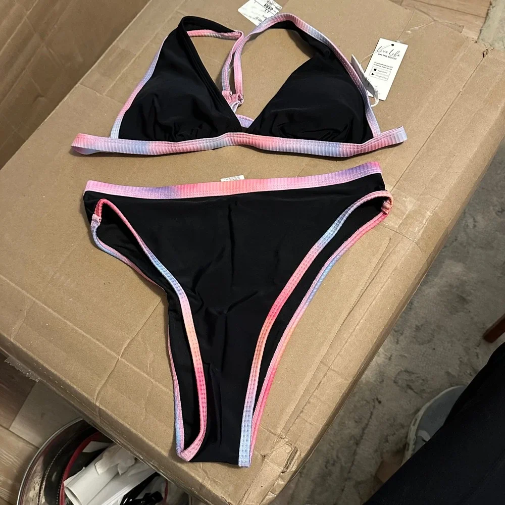 NEW Cupshe Sunset Swirl Black Bikini Set Strappy Back High Leg Size Small Beach - Picture 3 of 8